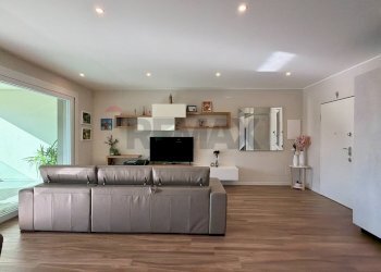 Soggiorno - Four-room apartment Alcide De Gasperi
 
35/A, Agrate Brianza - photo 7