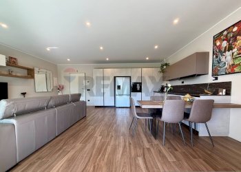 Sala da pranzo - Four-room apartment Alcide De Gasperi
 
35/A, Agrate Brianza - photo 9