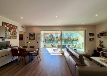 Sala da pranzo - Four-room apartment Alcide De Gasperi
 
35/A, Agrate Brianza - photo 10