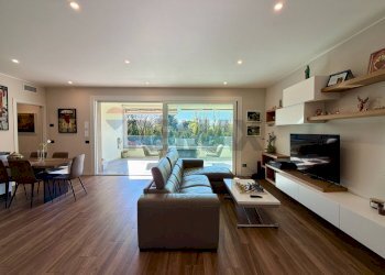 Sala da pranzo - Four-room apartment Alcide De Gasperi
 
35/A, Agrate Brianza - photo 12