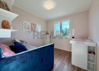 Camera / camera da letto - Four-room apartment Alcide De Gasperi
 
35/A, Agrate Brianza - photo 23