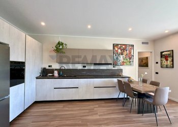 Cucina - Quadrilocale Alcide De Gasperi
35/A, Agrate Brianza - foto 2