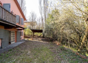 Giardino - Casa indipendente via Viazzola
18, Lesignano de' Bagni - foto 14