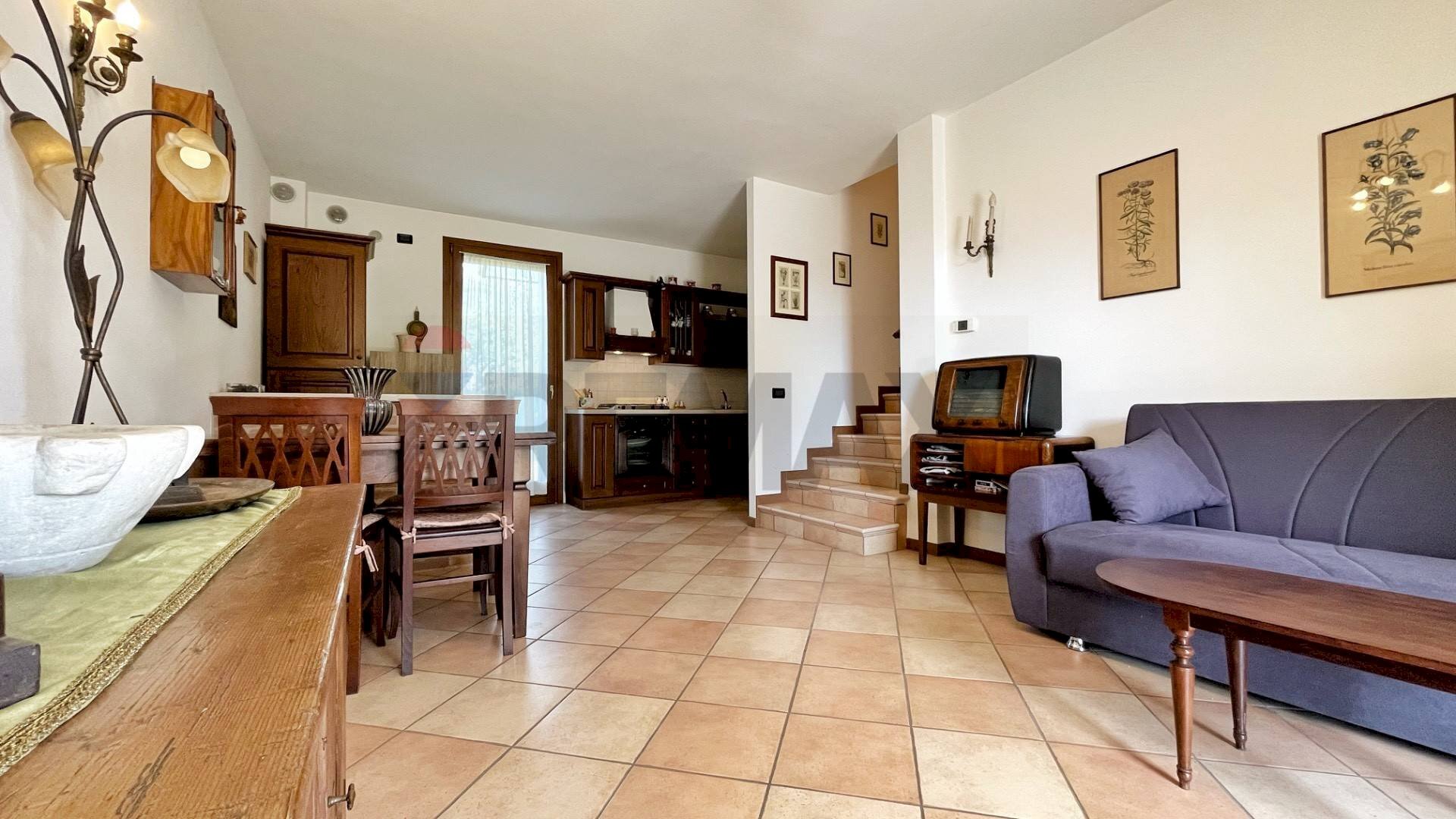 Sala da pranzo - Villa a Schiera Santa Maria di Sala - foto 1