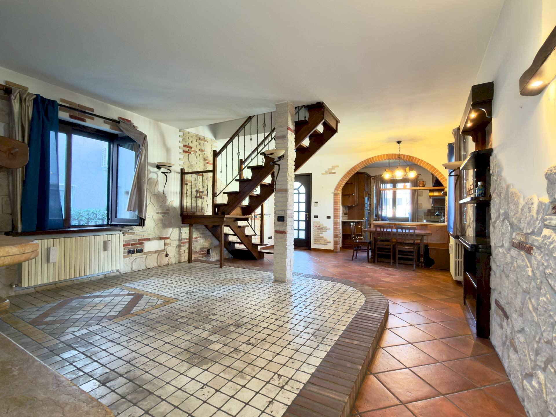 Foto 1 - Villa Via Monte San Primo
 
25, Cesano Maderno - foto 1