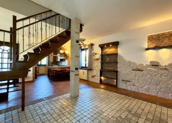 Foto 2 - Villa Via Monte San Primo
 
25, Cesano Maderno - foto 2