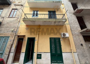 Edificio all\'aperto - Casa indipendente VIA GRAPPA
 
2/4, Bagheria - foto 1