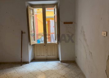 Stanza vuota - Casa indipendente VIA GRAPPA
 
2/4, Bagheria - foto 10