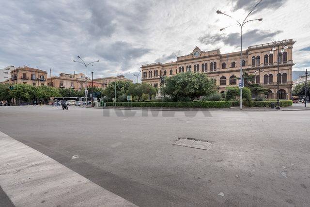 Edificio all\'aperto - Trilocale Via Torino
 
32, Palermo - foto 1