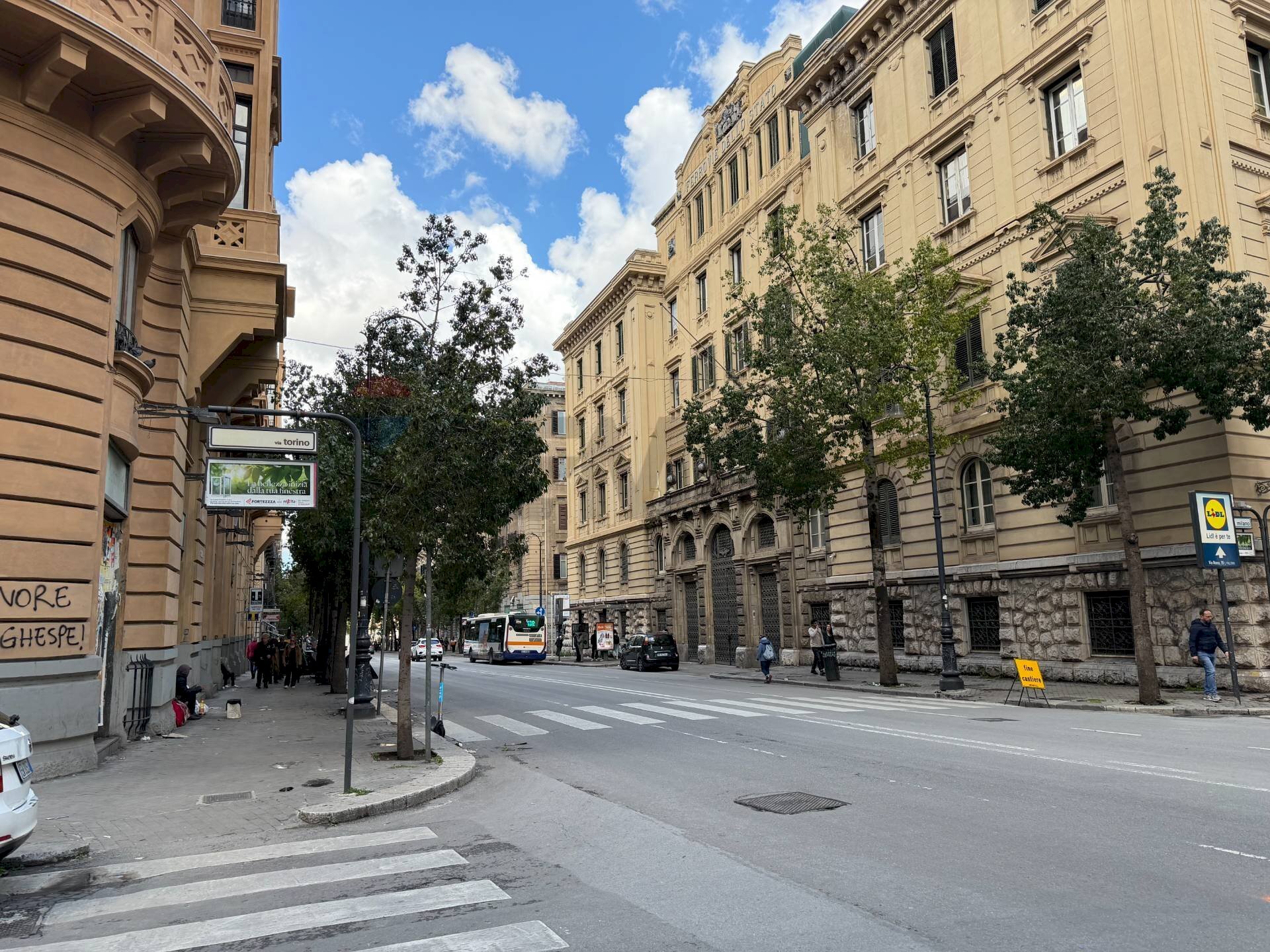 Edificio all\'aperto - Trilocale Via Torino
 
32, Palermo - foto 3