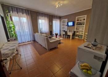 Foto 2 - Trilocale VIA MAFFEI
 
10, Leini - foto 2