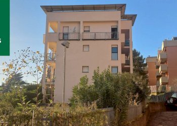 Foto 8 - Bilocale Via Cernuschi
 
75, Varese - foto 8