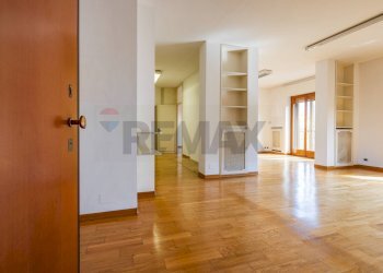 Stanza vuota - Appartamento Via Cenisio
 
6, Milano - foto 2