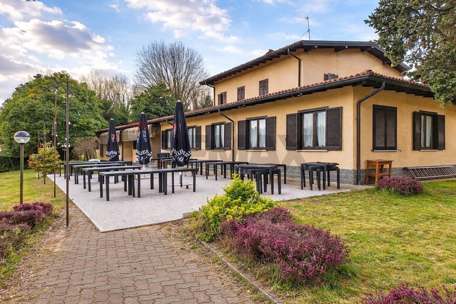 Casa all\'aperto - Commercial Premises Via Poligono
 
6, Busto Arsizio - photo 1