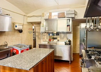 Cucina - Commercial Premises Via Poligono
 
6, Busto Arsizio - photo 16