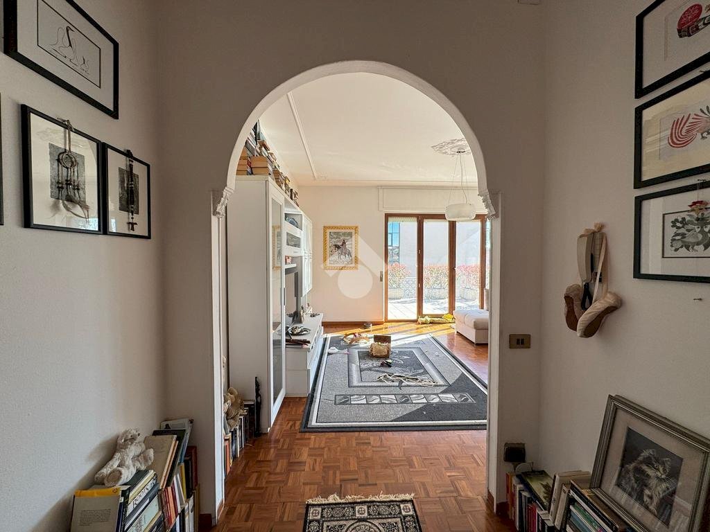 Four-room apartment Via Sempione, Oleggio - photo 1