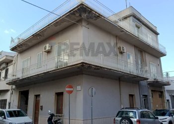 Edificio all\'aperto - Casa indipendente Comiso - foto 29