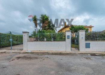 Casa all\'aperto - Villa VIA DEL GARGANO
 
13, Ragusa - foto 6