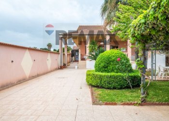 Casa all\'aperto - Villa VIA DEL GARGANO
 
13, Ragusa - foto 8