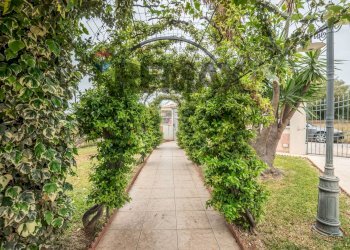 Giardino - Villa VIA DEL GARGANO
 
13, Ragusa - foto 57