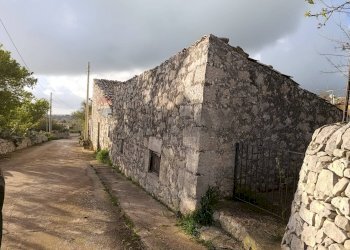 Vista delle montagne - Rustic STRADA VICINALE 239- C/DA TRIBASTONE, Ragusa - photo 18