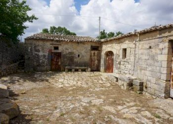 Casa all\'aperto - Rustic STRADA VICINALE 239- C/DA TRIBASTONE, Ragusa - photo 23