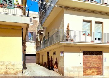 Edificio all\'aperto - Semi-detached house Via Mario Leggio
 
205, Ragusa - photo 2