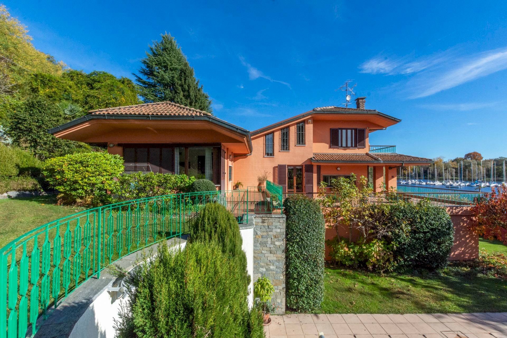 Foto 2 - Villa via Roma
 
10, Monvalle - photo 2