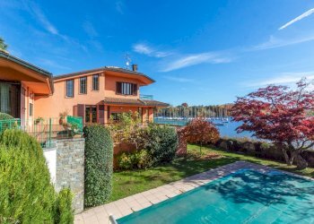 Foto 1 - Villa via Roma
 
10, Monvalle - photo 1