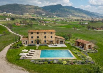 Foto 3 - Casa indipendente Strada Provinciale 207, Gubbio - foto 3