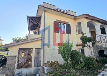 Foto 3 - Villa via delle azalee
 
snc, Aprilia - photo 3