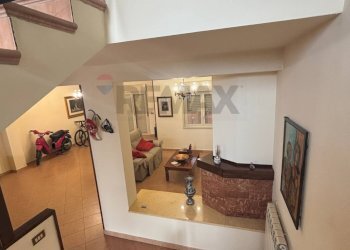 Scale - Villa a Schiera Via Spadafora
 
27, Palermo - foto 27