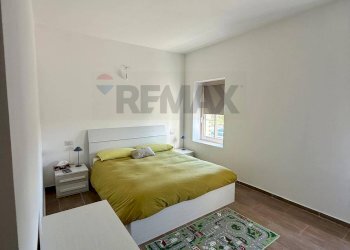 Camera / camera da letto - Three-room apartment Nogarole Rocca - photo 3