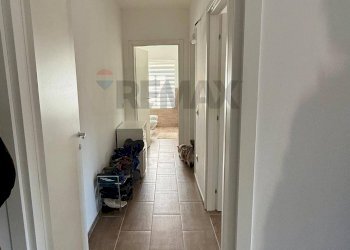 Hall / corridoio - Three-room apartment Nogarole Rocca - photo 4