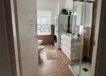 Bagno - Three-room apartment Nogarole Rocca - photo 5