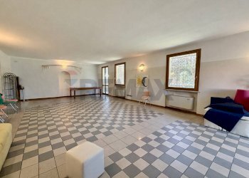 Soggiorno - Villa Via Castelleone
 
60, Castelverde - foto 6