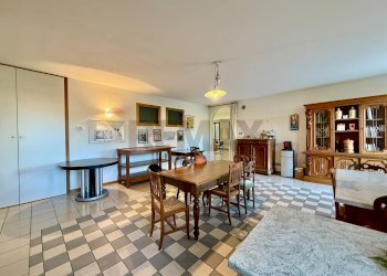 Sala da pranzo - Villa Via Castelleone
 
60, Castelverde - foto 10