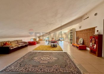 Soggiorno - Villa Via Castelleone
 
60, Castelverde - foto 27