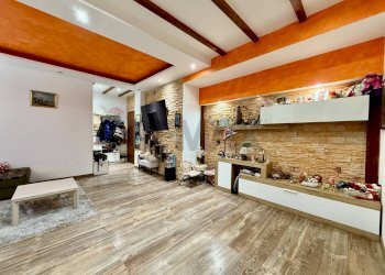 Soggiorno - Trilocale Via Carlo Vittori
 
4, Cremona - foto 3