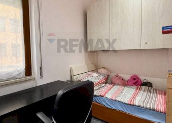 Camera / camera da letto - Trilocale Via Carlo Vittori
 
4, Cremona - foto 13