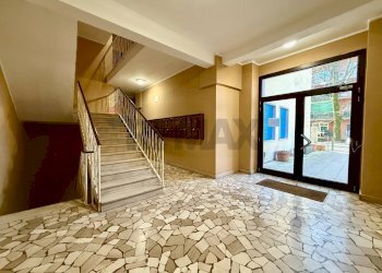 Ricezione / Lobby - Trilocale Via Carlo Vittori
 
4, Cremona - foto 18