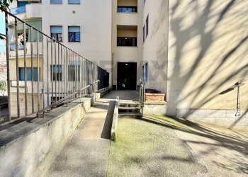 Edificio all\'aperto - Trilocale Via Carlo Vittori
 
4, Cremona - foto 19