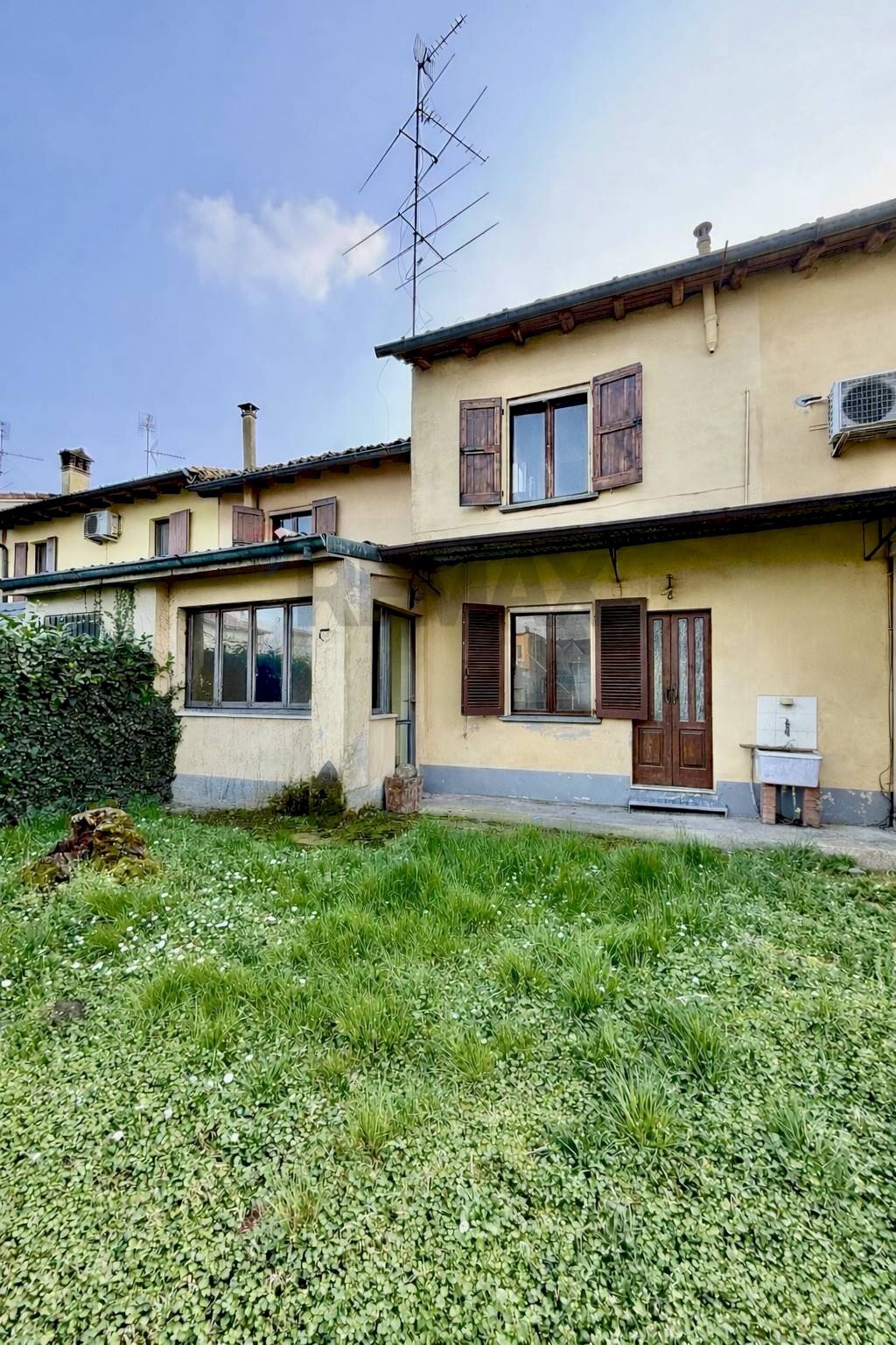 Casa all\'aperto - Casa semi indipendente VICOLO VITTORIO ALFIERI
 
11, Corte de' Frati - foto 2