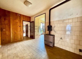 Stanza vuota - Casa semi indipendente VICOLO VITTORIO ALFIERI
 
11, Corte de' Frati - foto 6