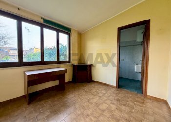 Stanza vuota - Casa semi indipendente VICOLO VITTORIO ALFIERI
 
11, Corte de' Frati - foto 9
