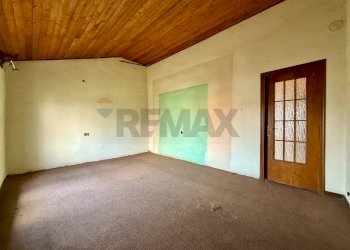 Stanza vuota - Casa semi indipendente VICOLO VITTORIO ALFIERI
 
11, Corte de' Frati - foto 12