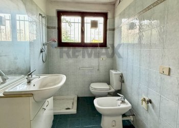 Bagno - Casa semi indipendente VICOLO VITTORIO ALFIERI
 
11, Corte de' Frati - foto 20