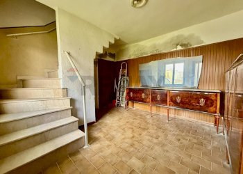 Scale - Casa semi indipendente VICOLO VITTORIO ALFIERI
 
11, Corte de' Frati - foto 22