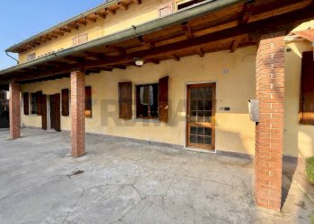 Terrazza - Casa semi indipendente VICOLO VITTORIO ALFIERI
 
11, Corte de' Frati - foto 27