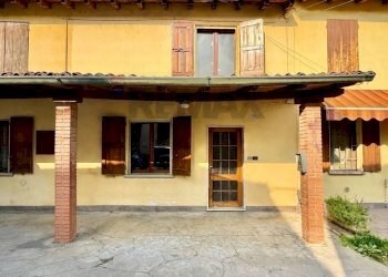 Casa all\'aperto - Casa semi indipendente VICOLO VITTORIO ALFIERI
 
11, Corte de' Frati - foto 28